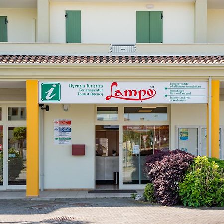 Robinia/Pinetine Lido Altanea Apartment Caorle Exterior photo